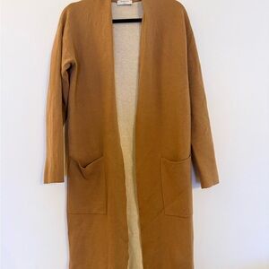 Aritzia Babaton lance Camel Open Front Cardigan in Small